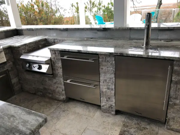 Contact us to get your outdoor kitchen design started!