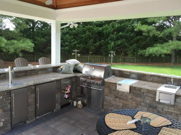 Contact us to get your outdoor kitchen design started!